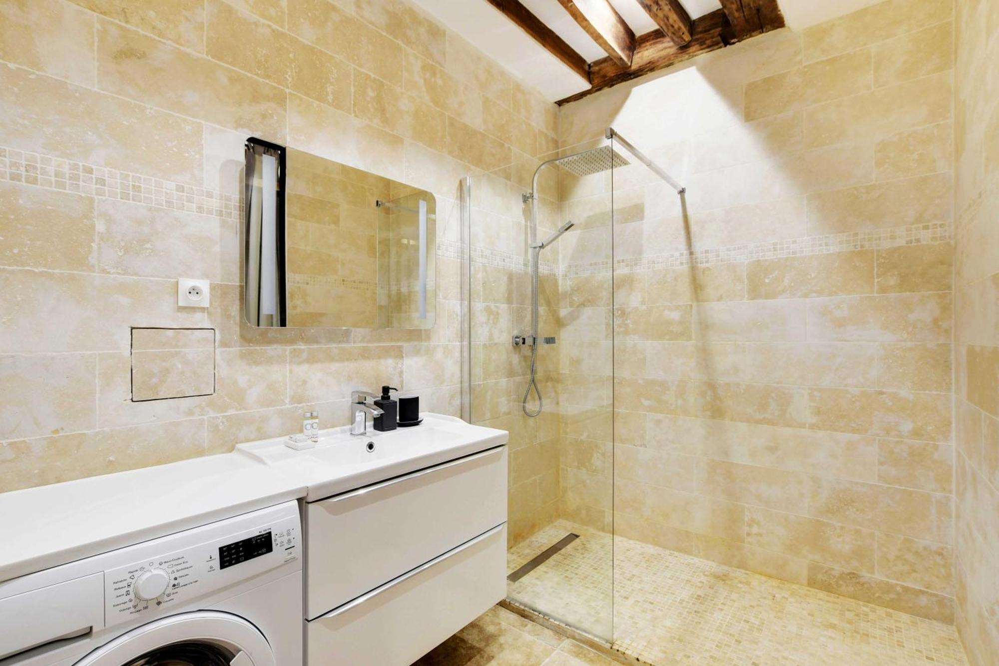 Apartamento Chic Au Coeur Du 9eme 2 6p *