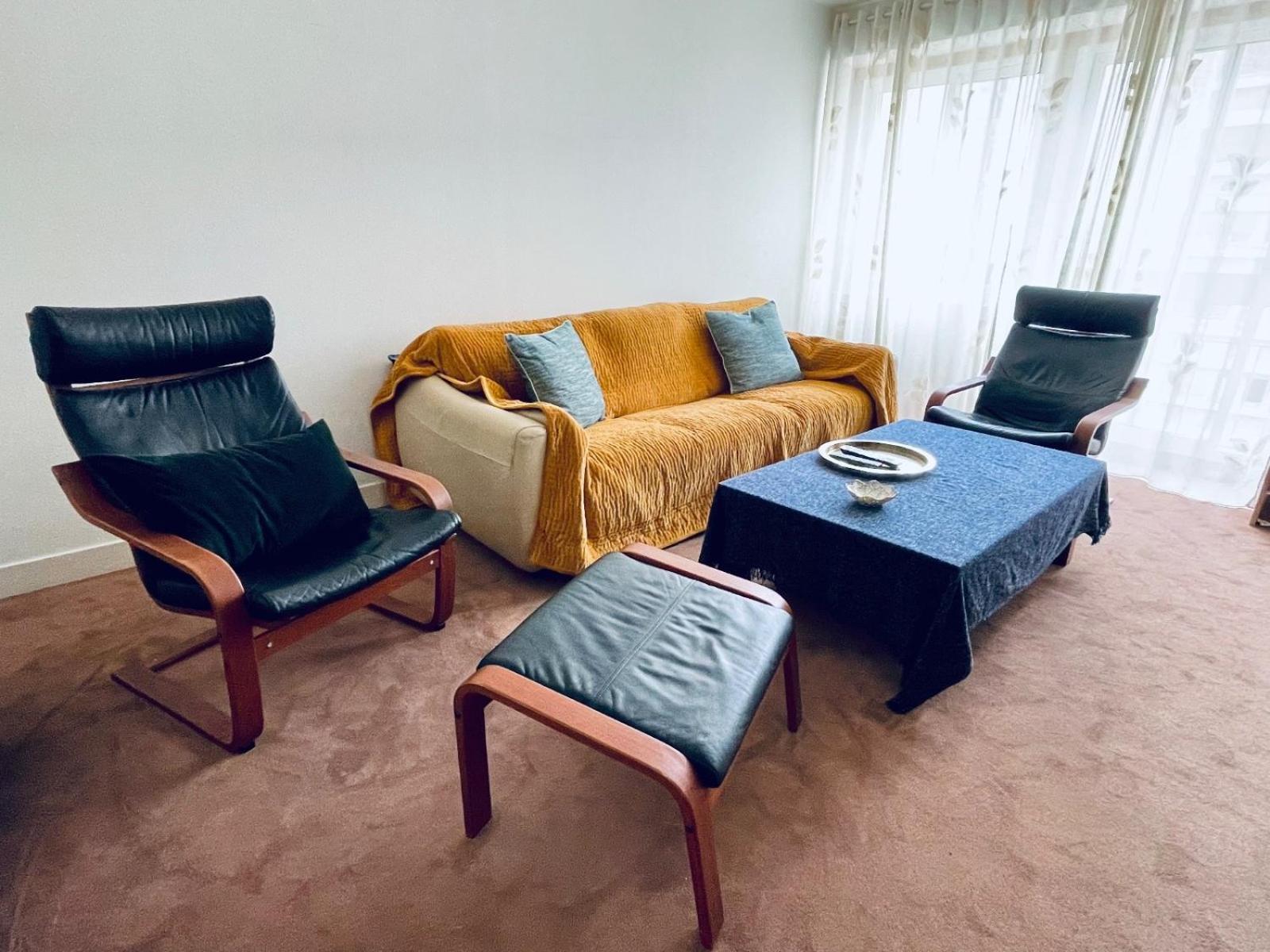 3 Pieces Convention Avec Piscine Paris