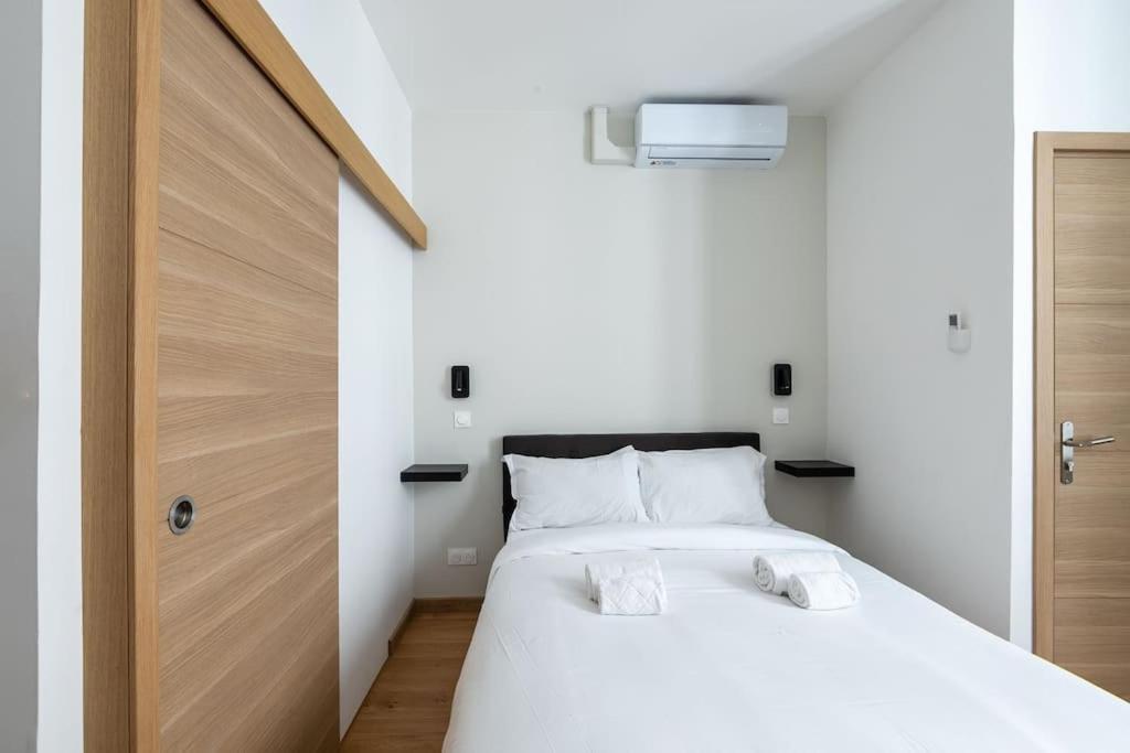 New Two Bedroom Two Bathroom Apartment Paris 15 Near Eiffel With Air Conditioning * Paris