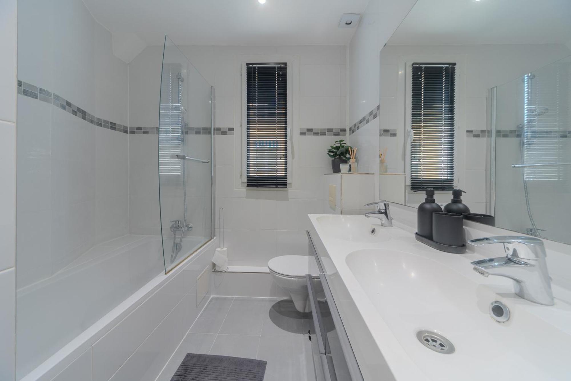 Eiffel Playcation Apartment Paris