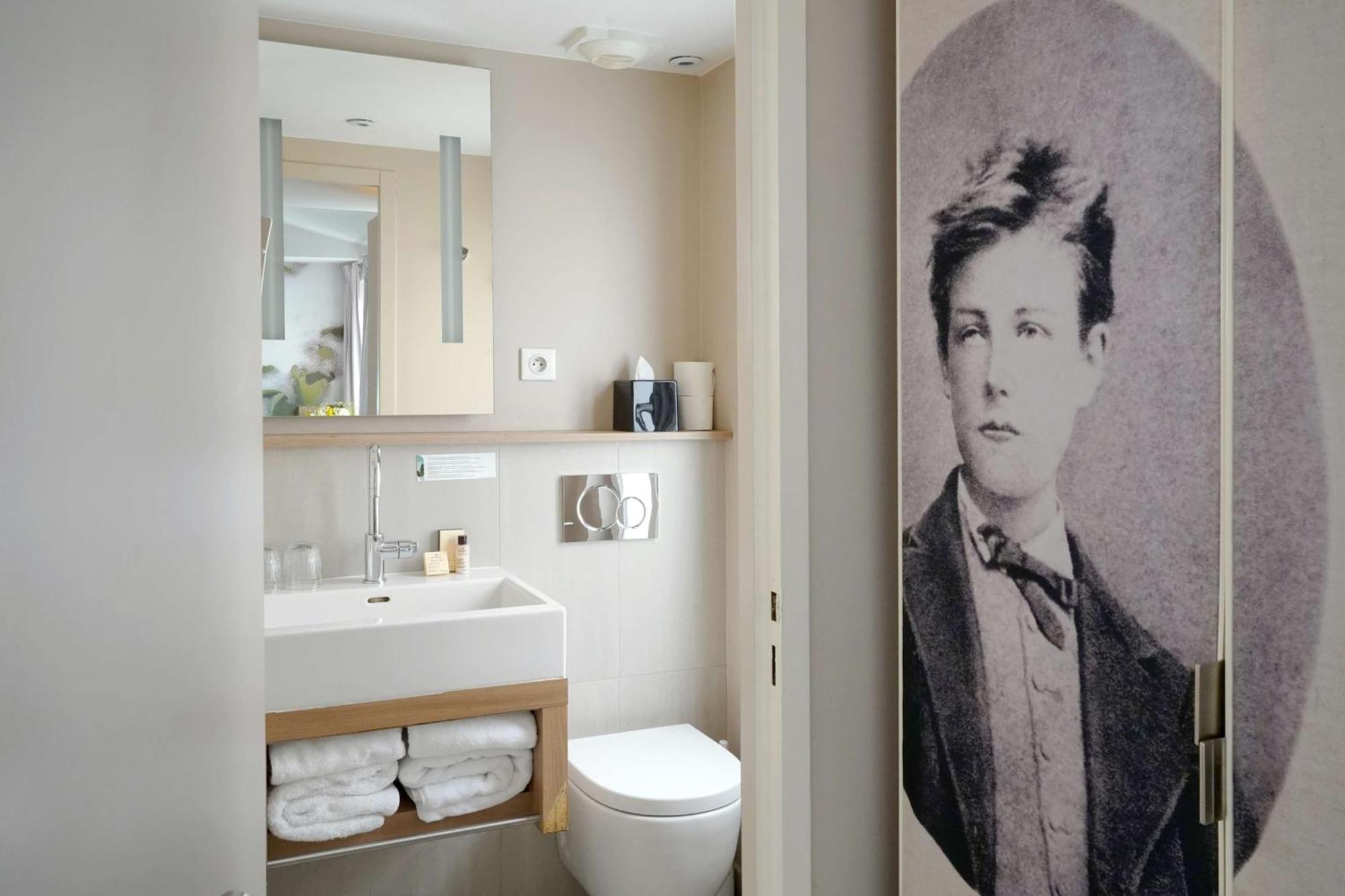 Hotel Western Littéraire Arthur Rimbaud Paris