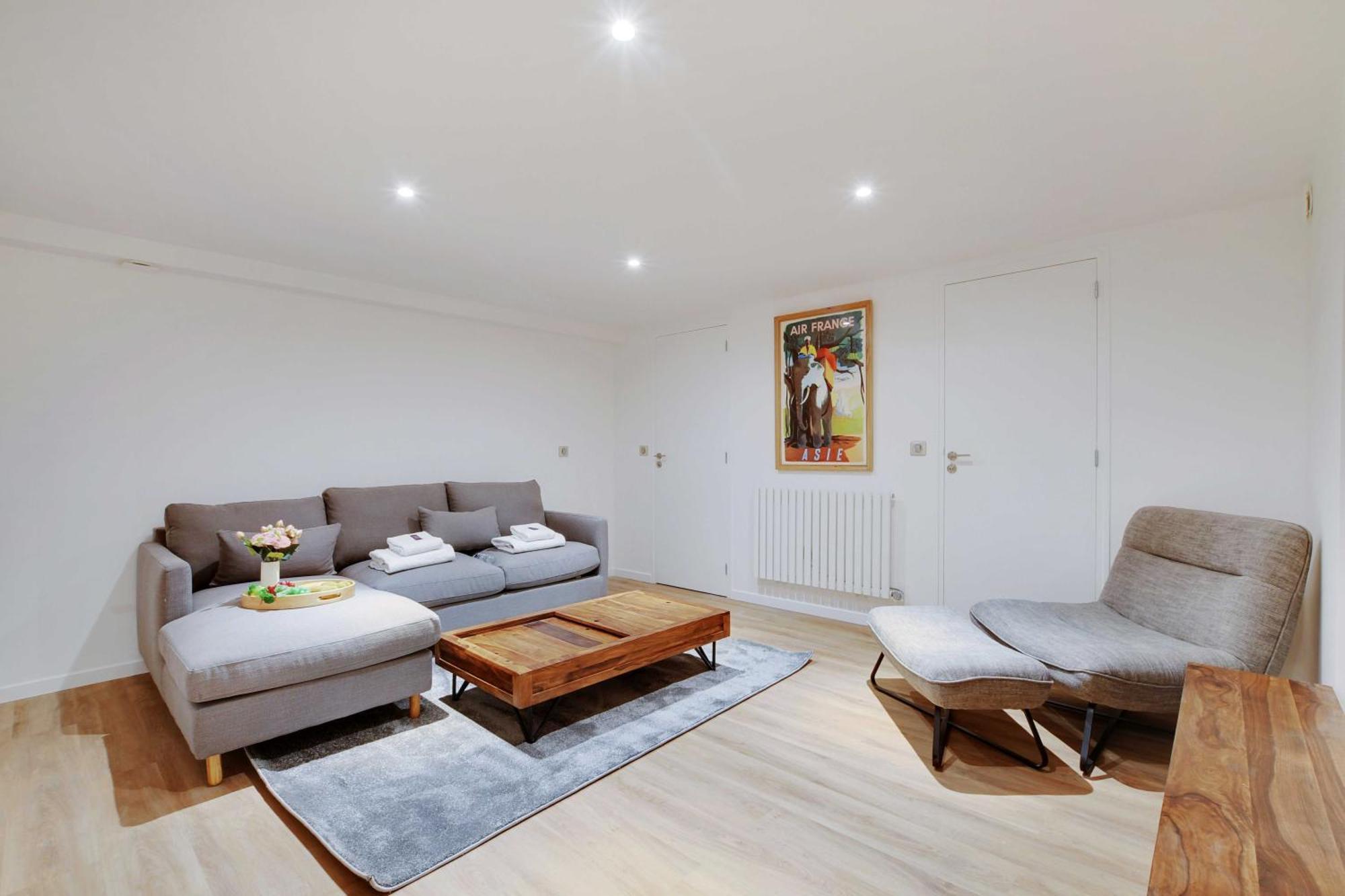 Spacious - 2br- 6p - Grandes-carrieres *