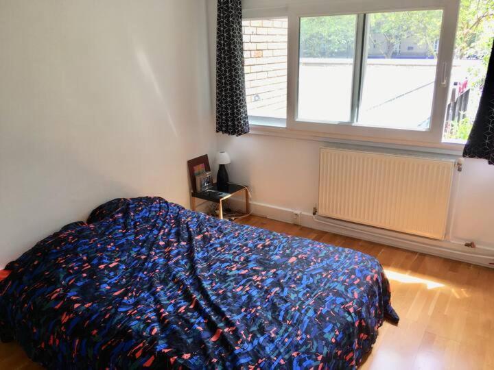 Proche Des Buttes-chaumont Apartment Paris