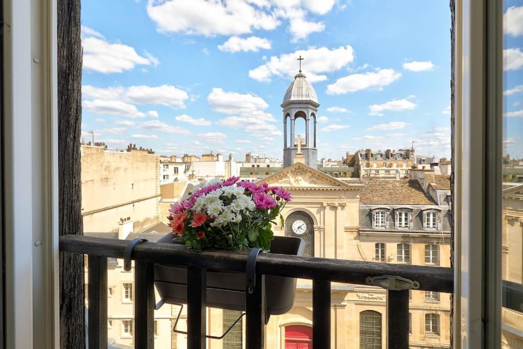 La Vue Du Marais * Paris