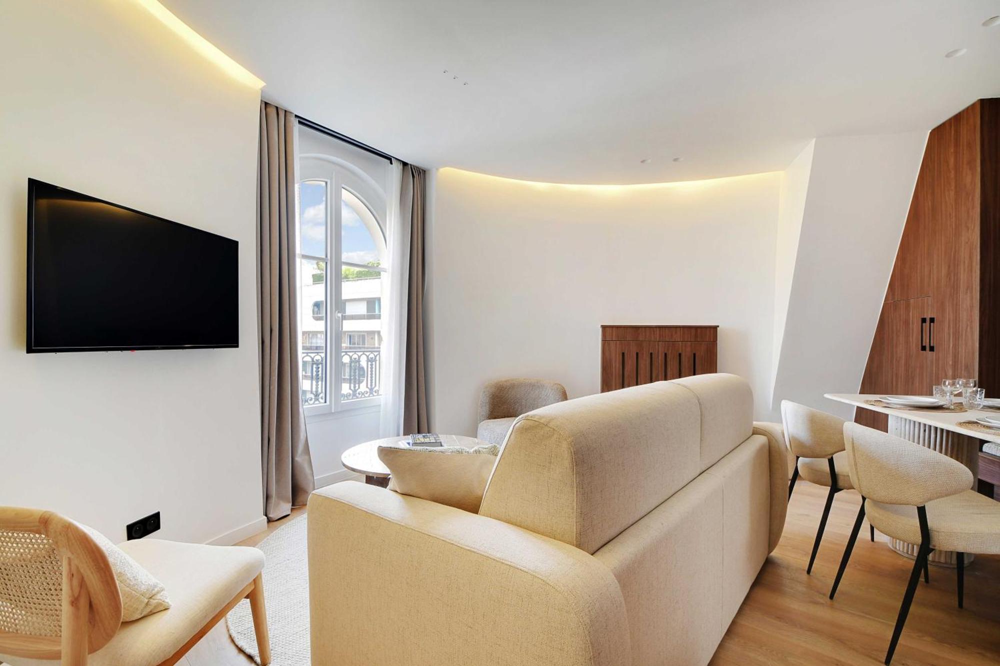 Apartment Modern -1br For 4p - View Eiffel Tower - Trocadero *