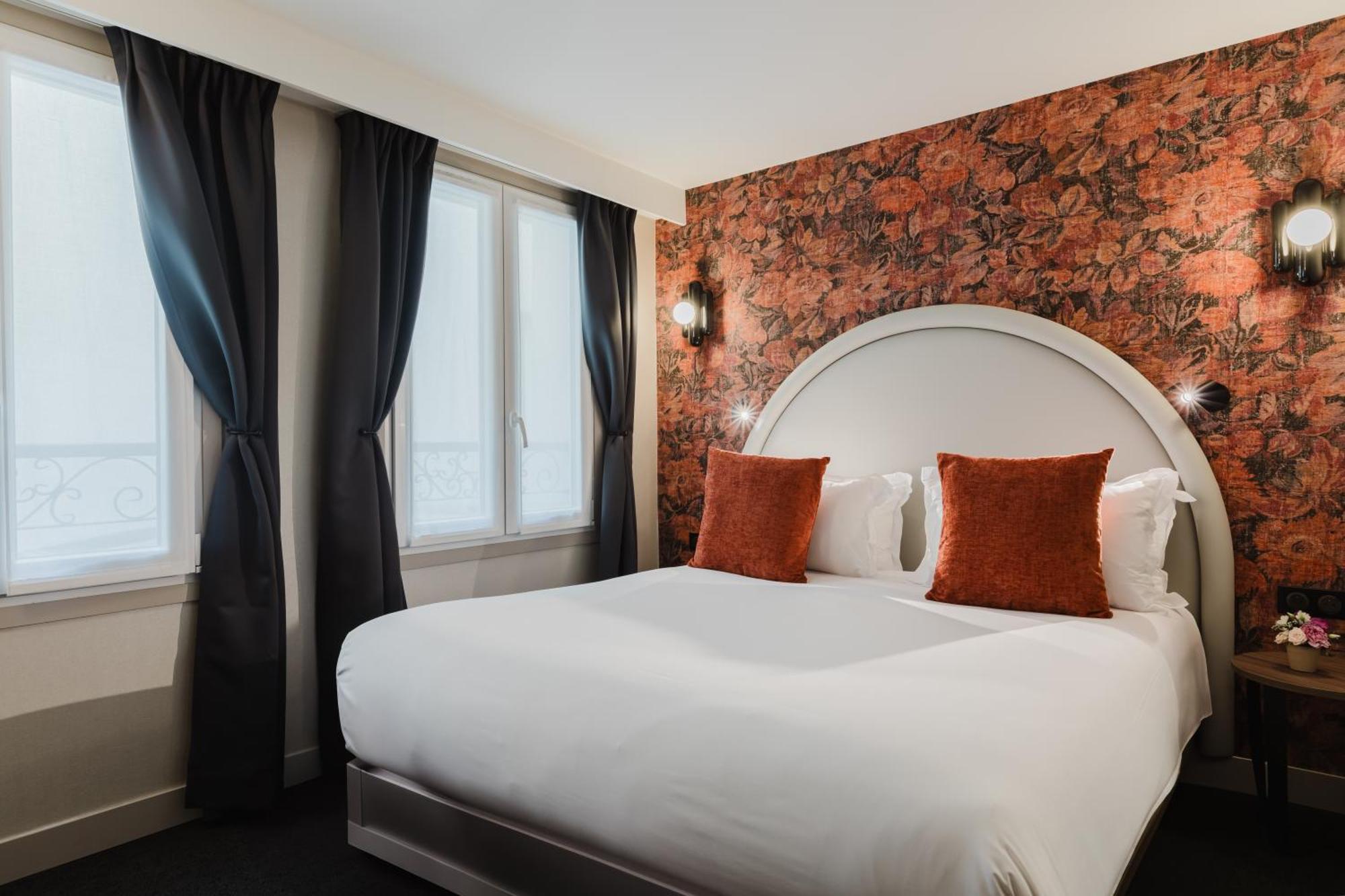 Opéra Hotel 3*