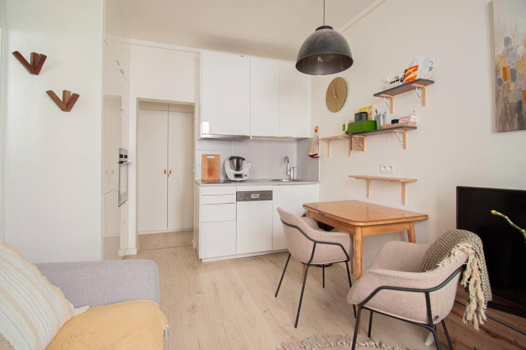 Gare Du Nord - Republique Apartment