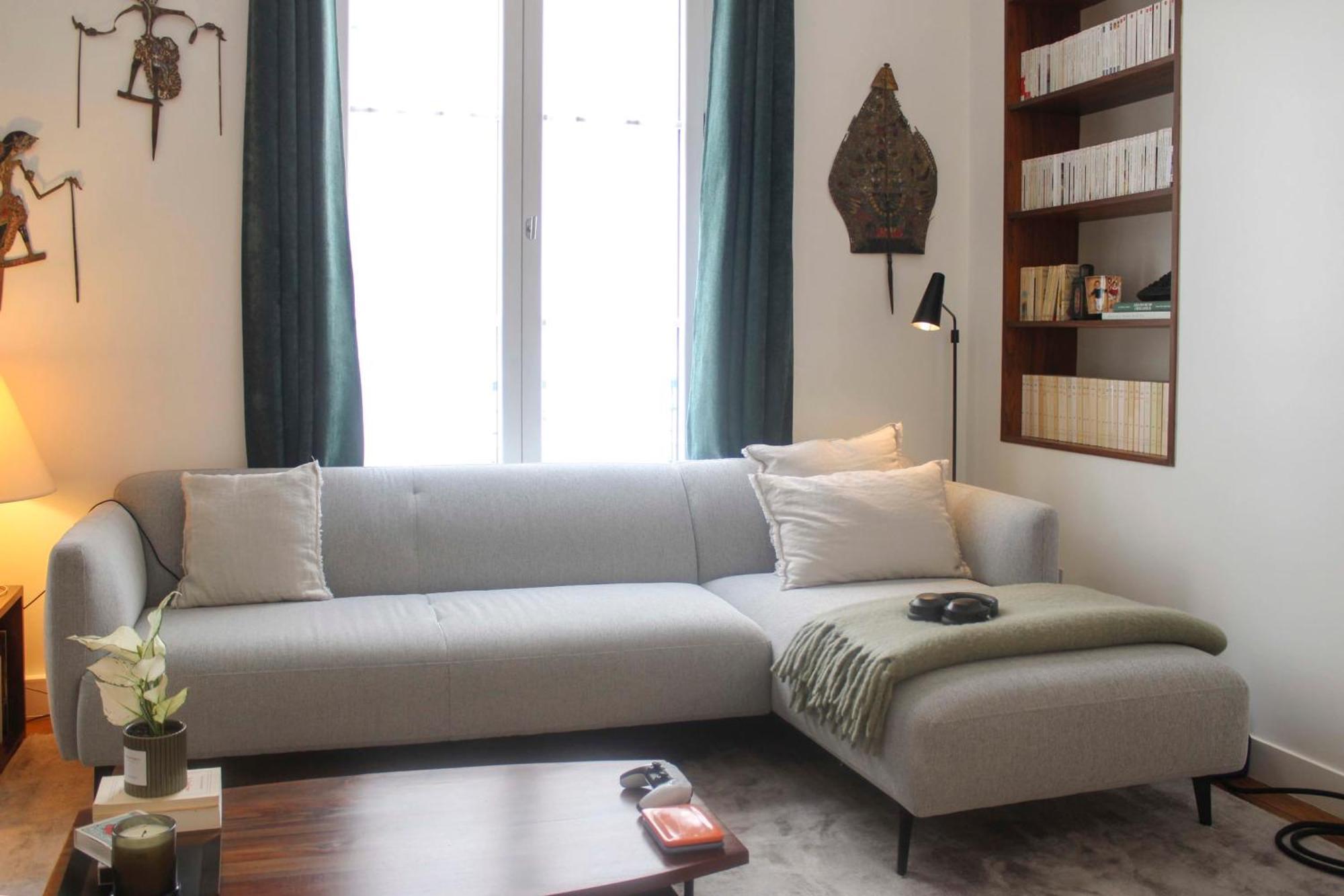 Charming 2-bedroom In The 16 *