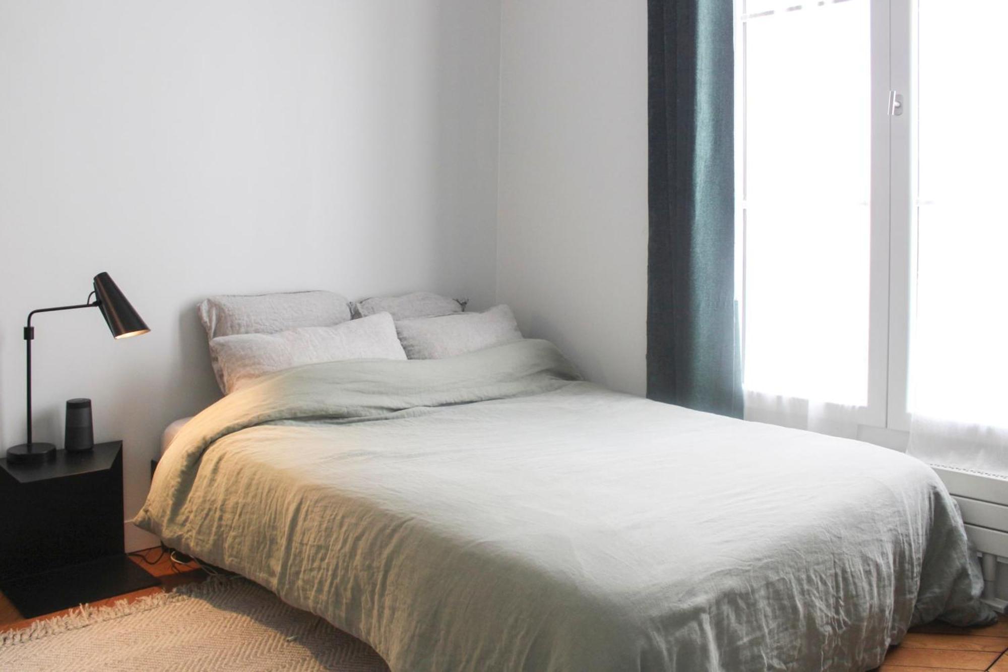 Apartment Charming 2-bedroom In The 16 *