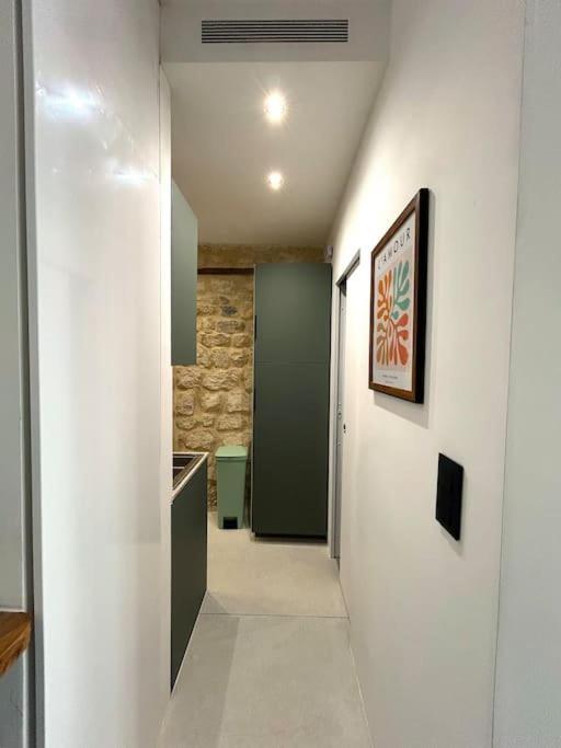 Apartment Louvre -notre Dame 2bd, 2bath Ac *