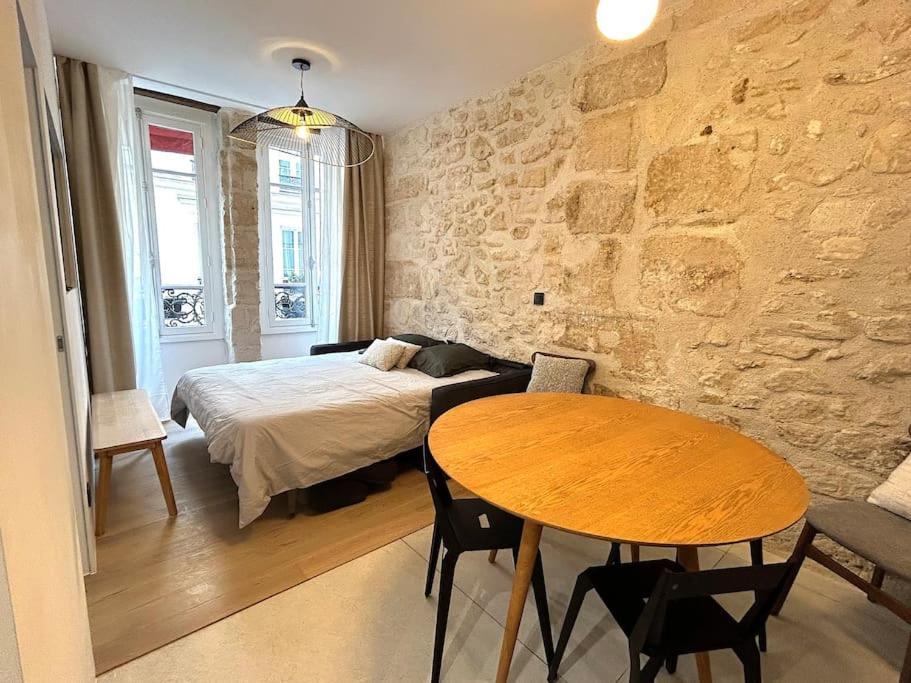 Louvre -notre Dame 2bd, 2bath Ac * Paris