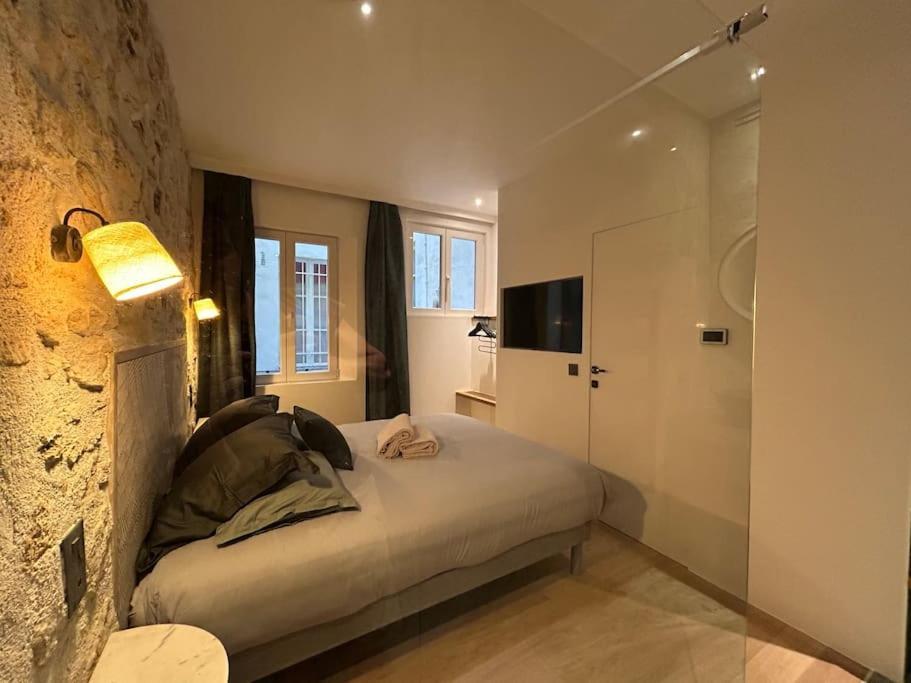 Louvre -notre Dame 2bd, 2bath Ac Apartment