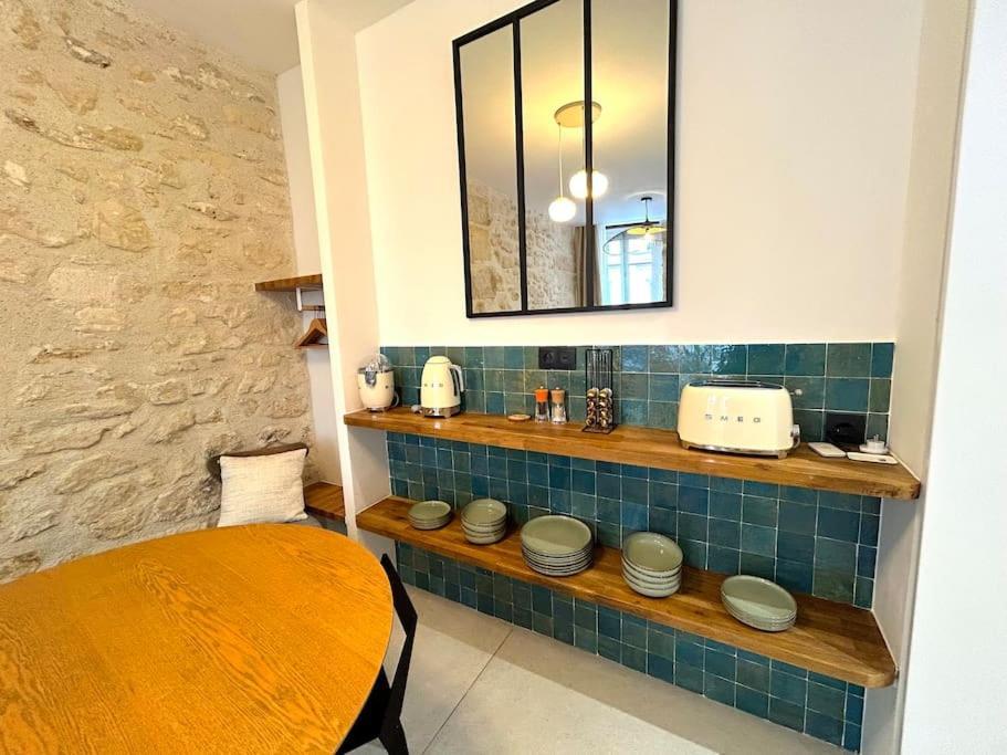 Apartment Louvre -notre Dame 2bd, 2bath Ac *