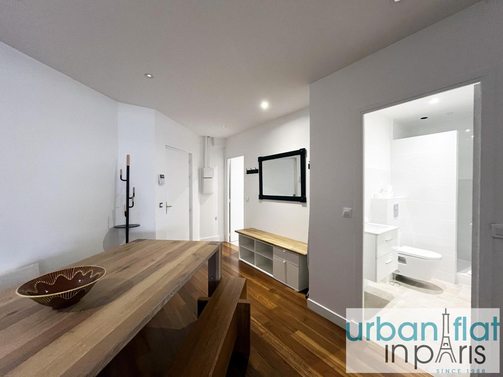 Urban Flat 168 - Spacious 1-bedroom In