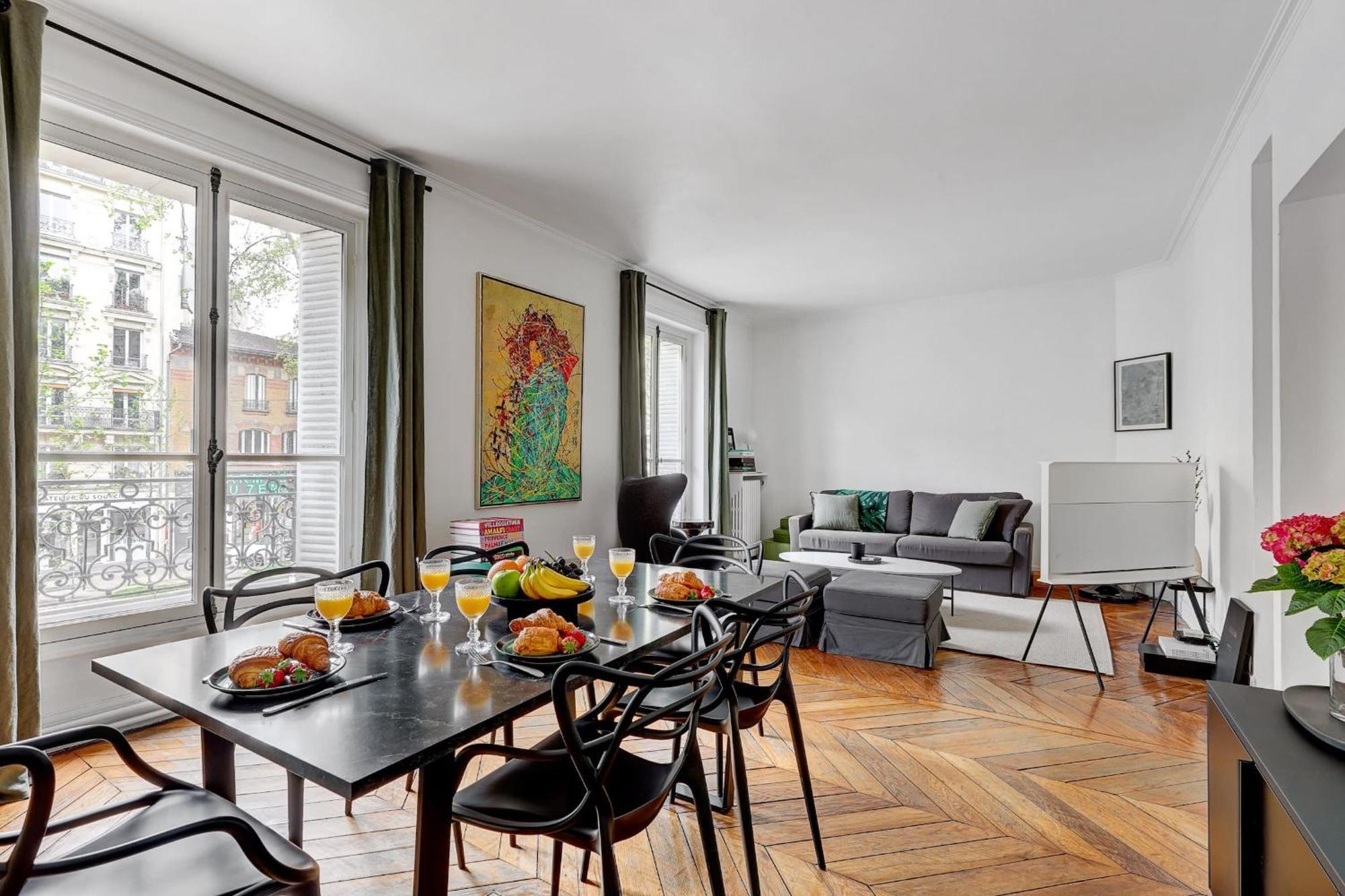 Appartement Eiffel Tower & Champ De Mars - 2br - Cityapartmentstay *