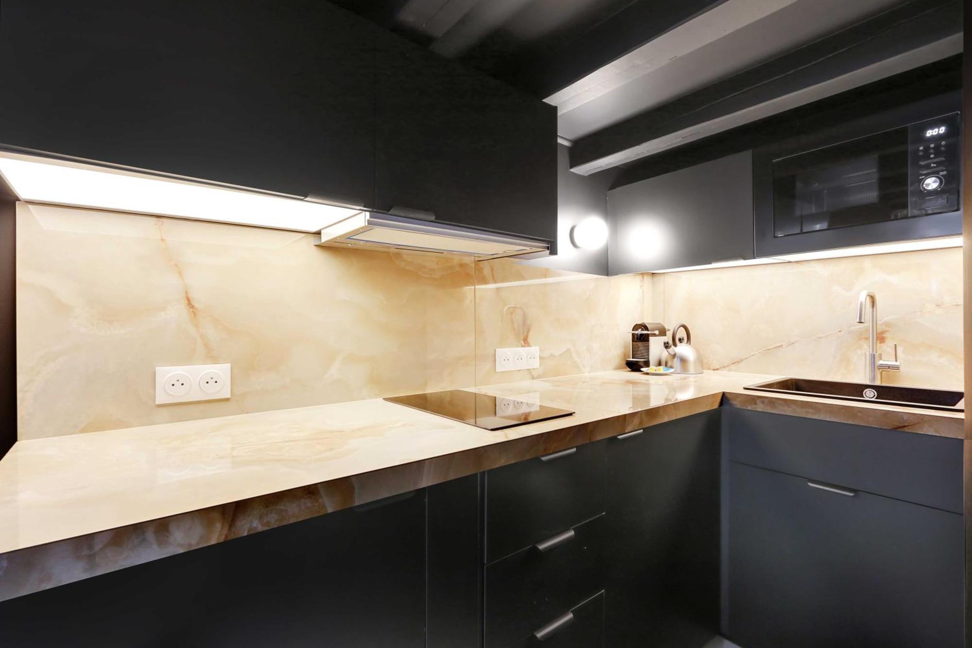 Apartment Chic And Cosy-canal Saint Martin