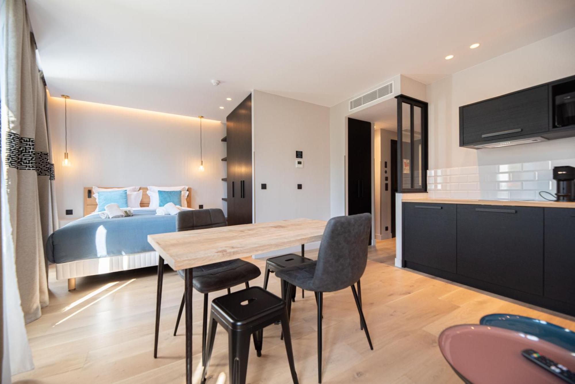 Apartment Demeure Montmartre Paris