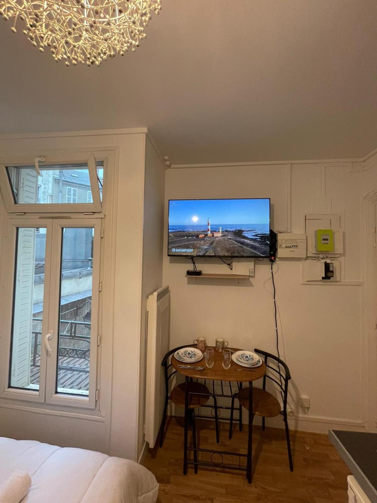 Apartment Dame De Fer
