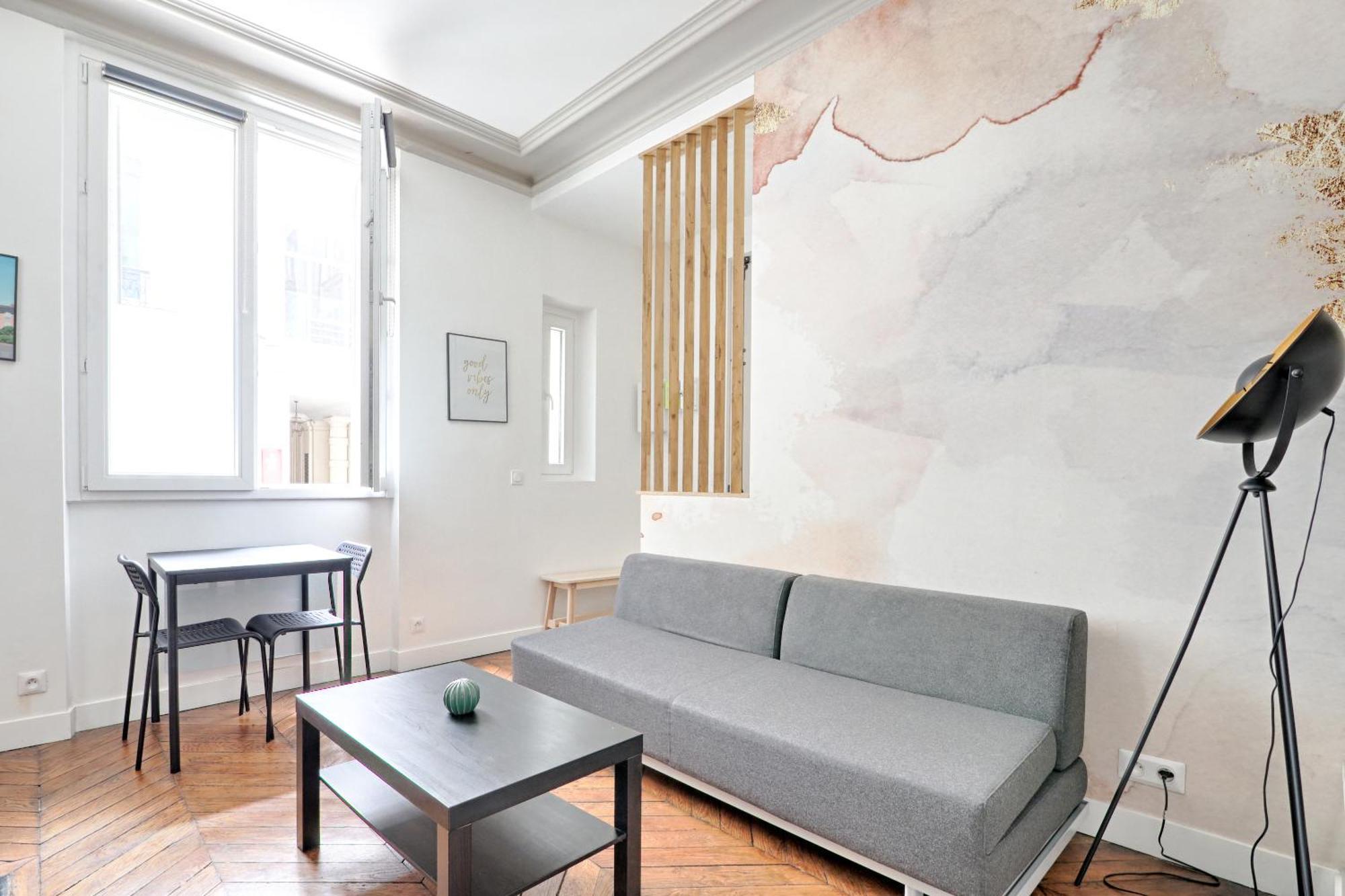 Liege - Saint-lazare, Location Very Apartamento Paris