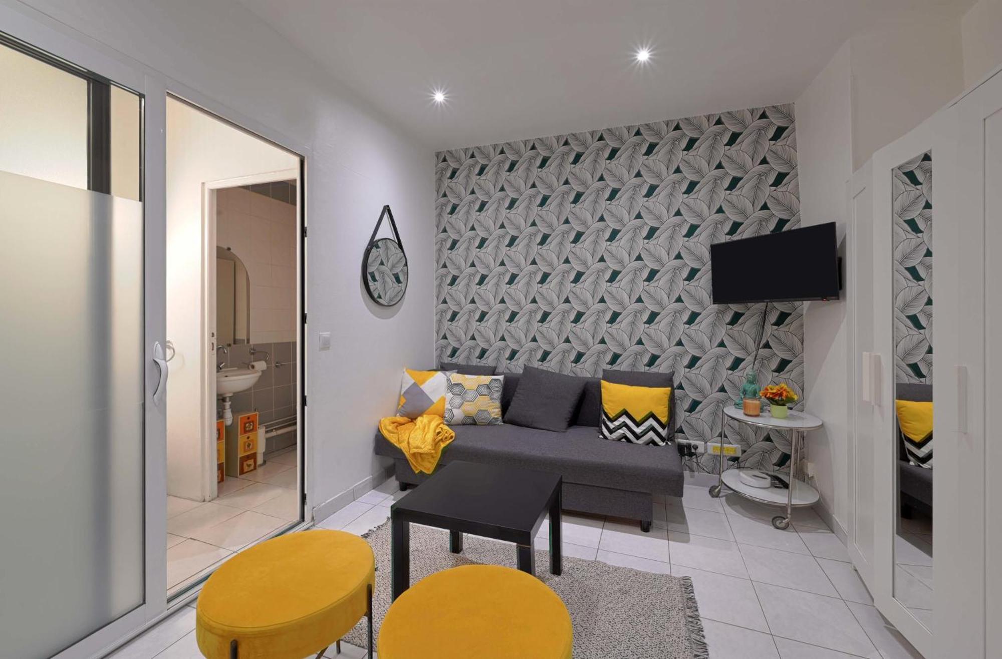 Apartment Lovely For 2 Persons Center Of