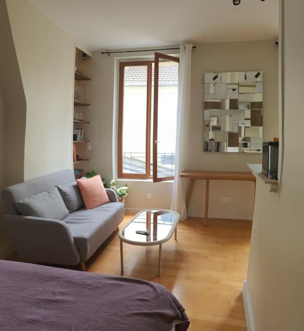 Apartamento Calme Et Ensoleille Entierement Renove