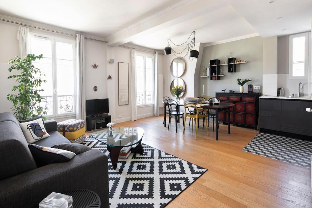 Apartment Geranimus Heart Of Marais Paris