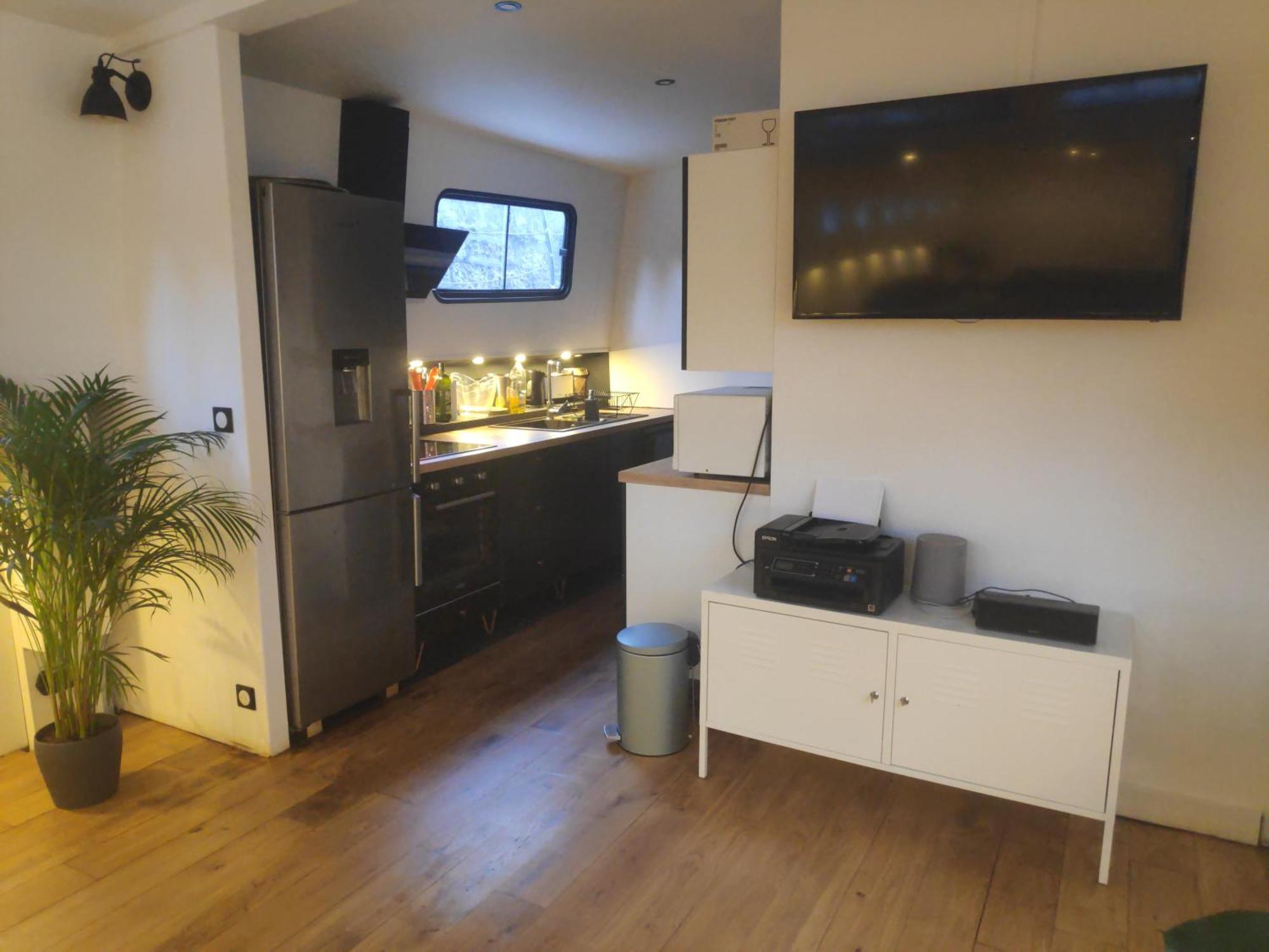 Parisiandaydreamhouseboat Apartamento *