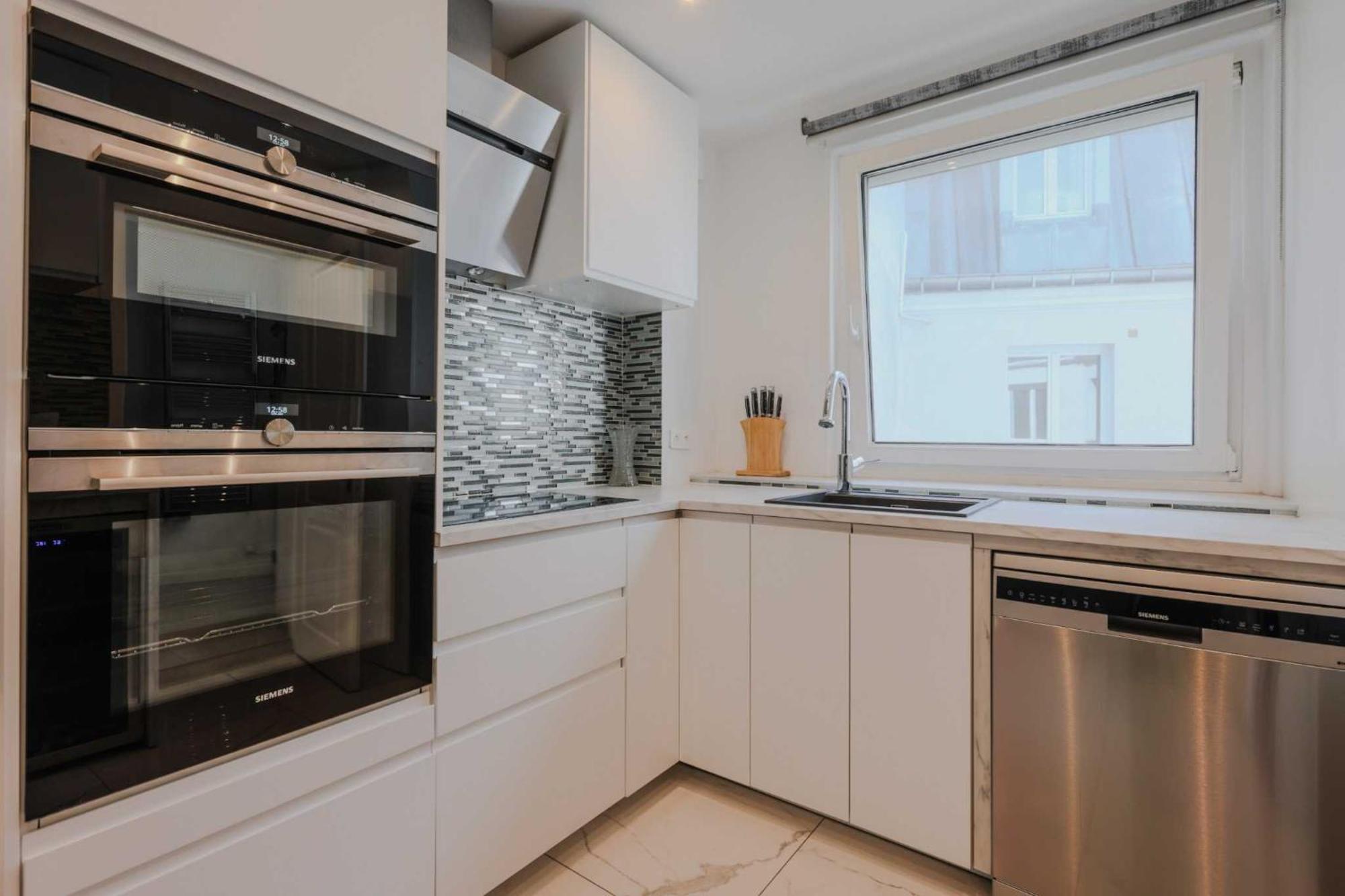 Apartment Tranquility Near The Seine And Louvre Museum