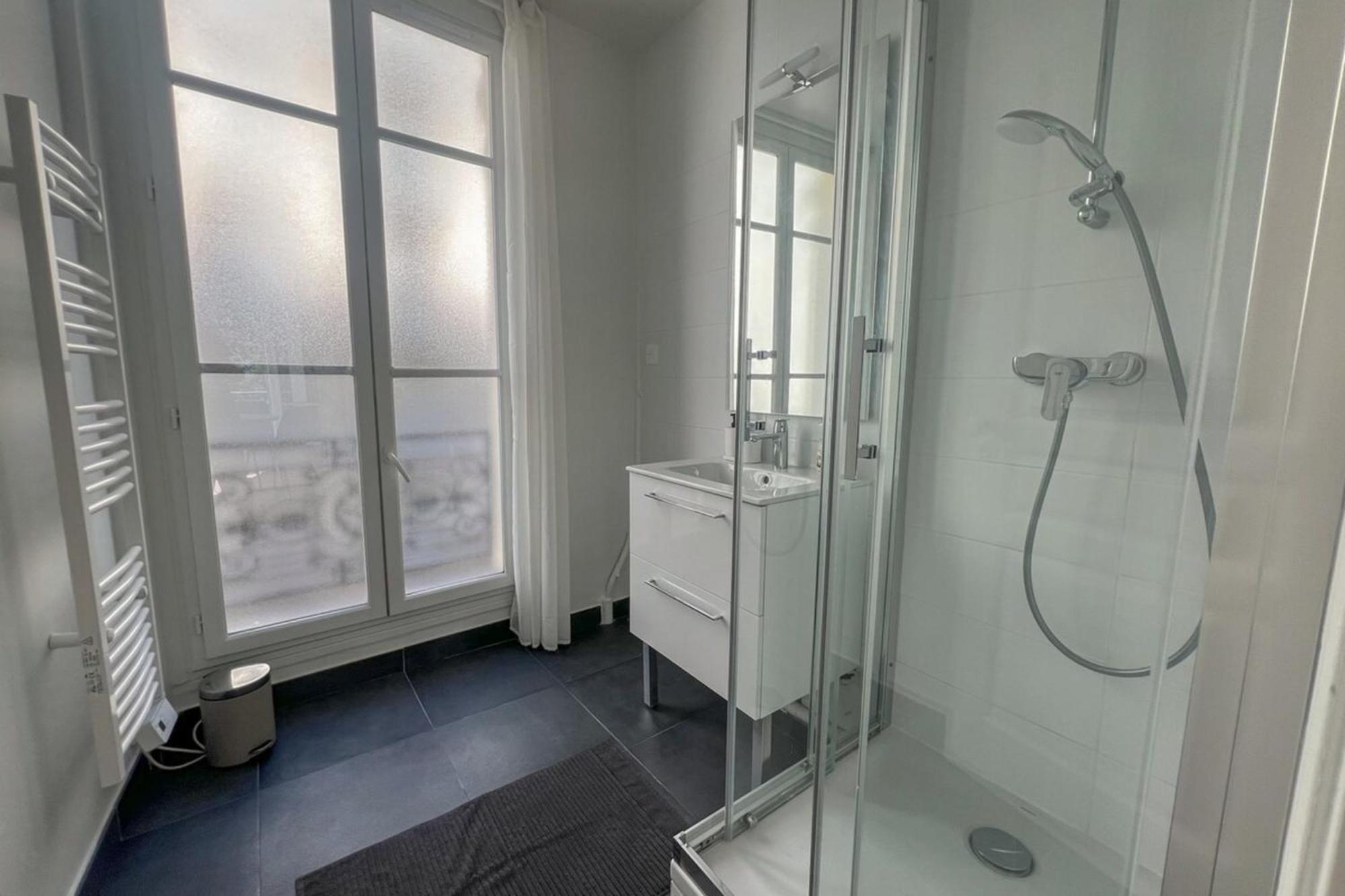 Flexliving - - 18 Paris