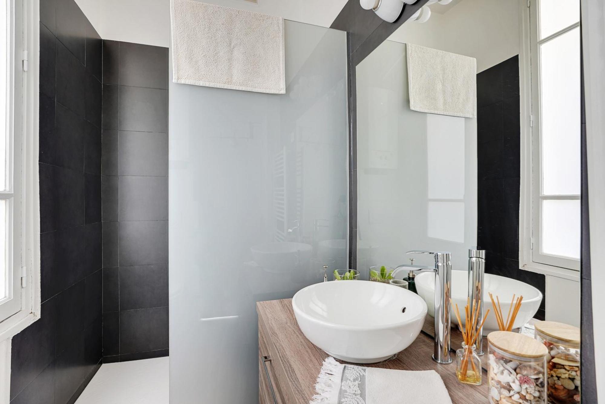 Charming Saint Germain Apartment *