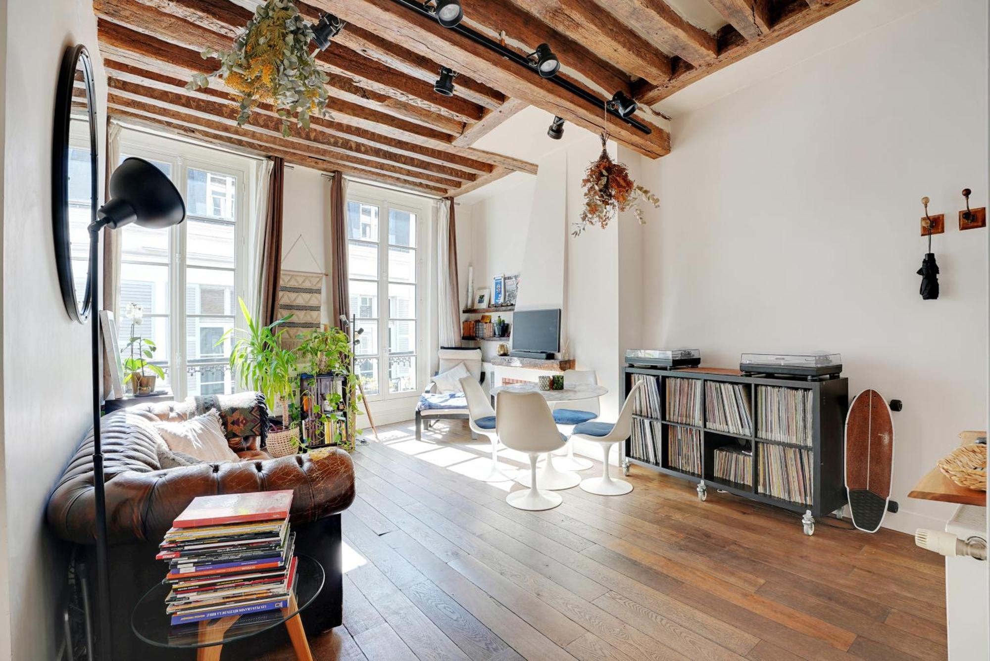 Charming Saint Germain * Paris