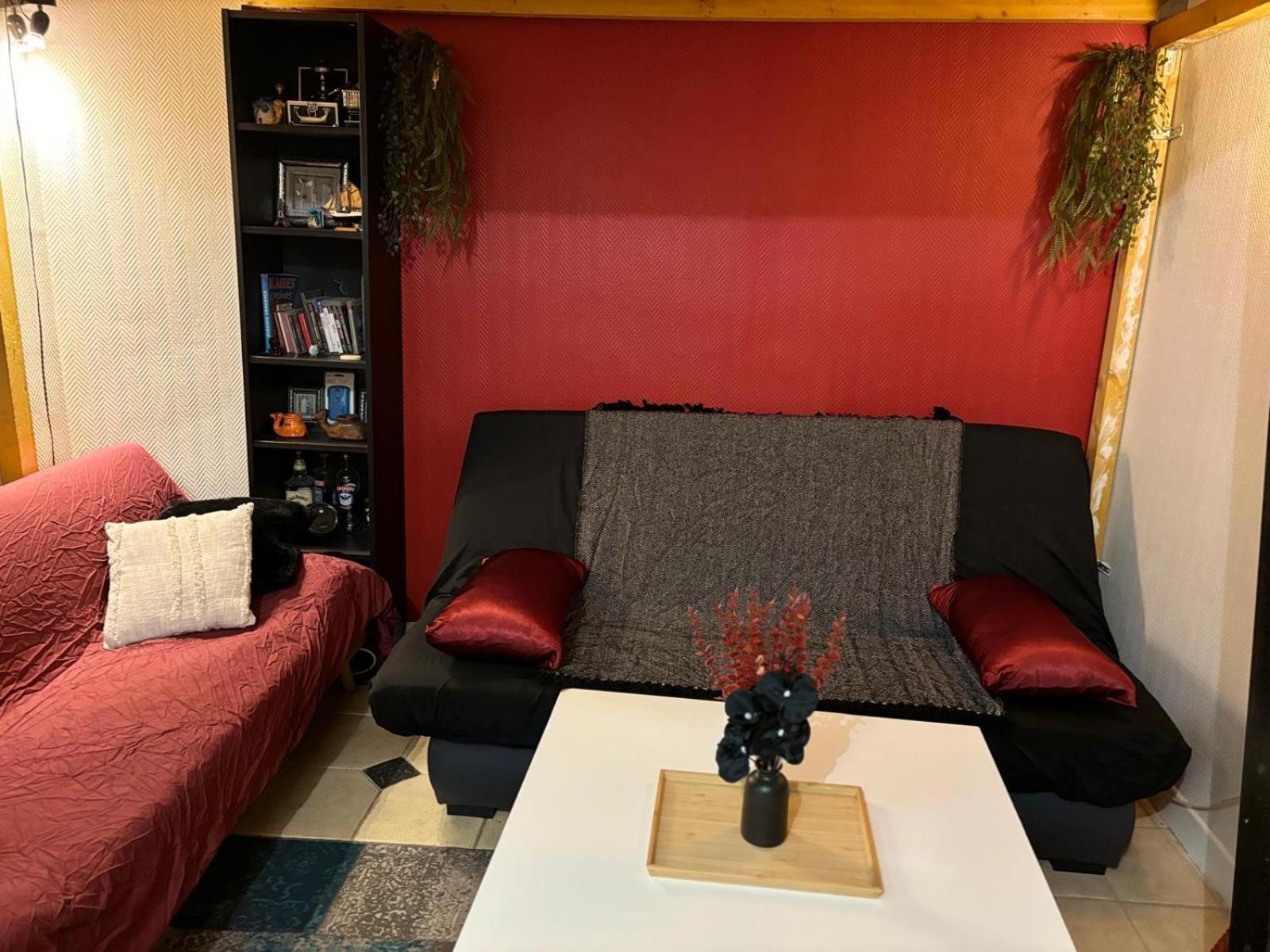 Sympa Meuble Et Equipe Nation. Apartment *