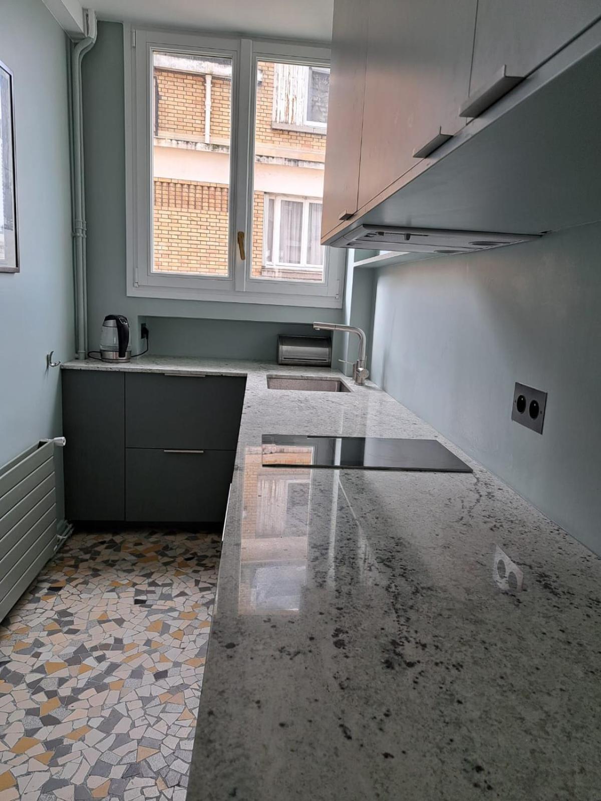 Bright & Elegant With View Over Invalides, Near St Germain Des Pres Apartment