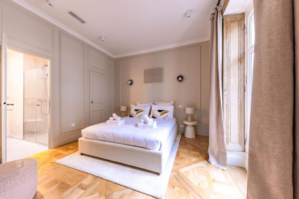Apartment Arc De Triomphe Luxury 3 Bed 3,5 Bath *