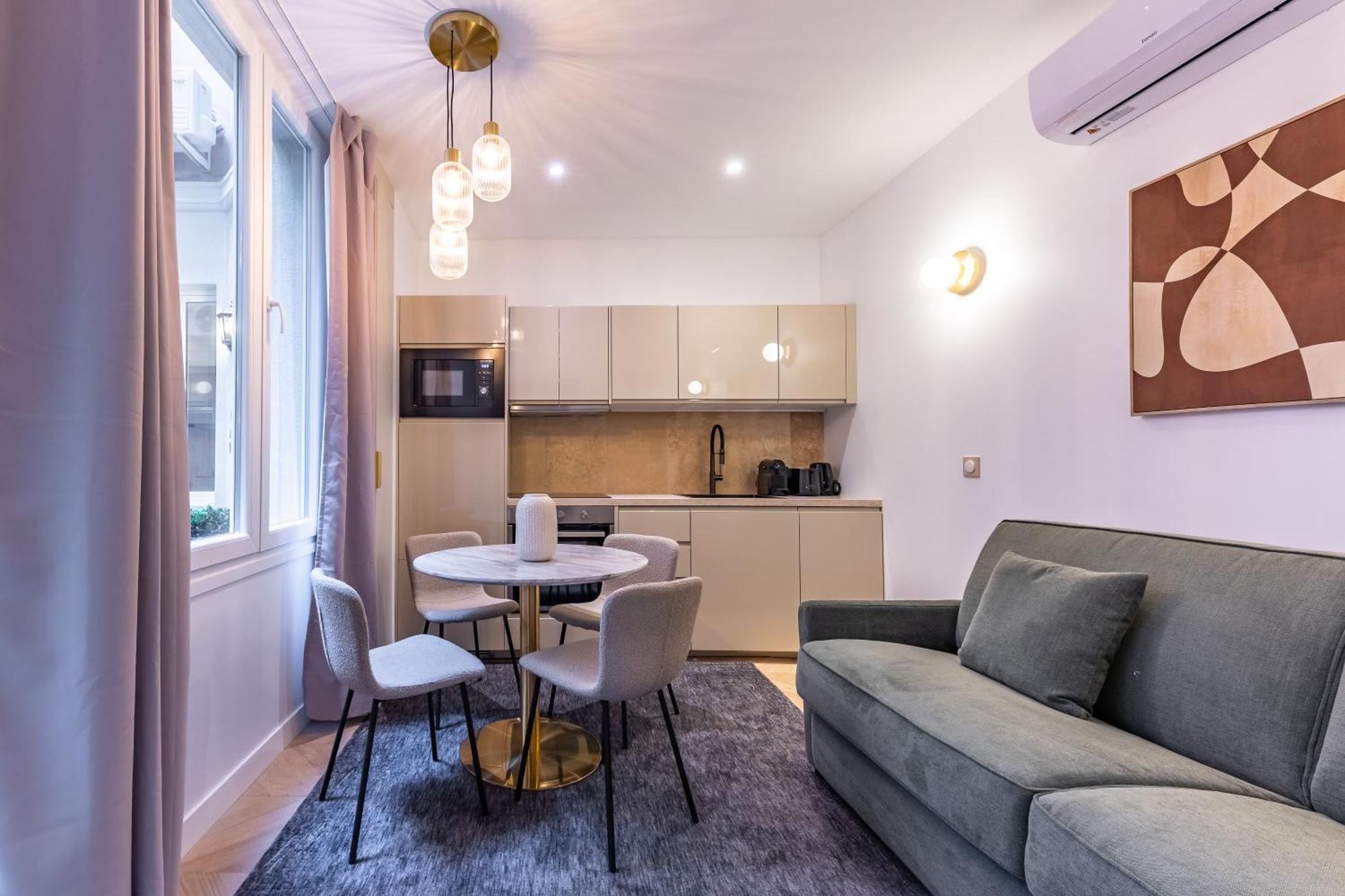 Quartier Libre Madeleine Paris