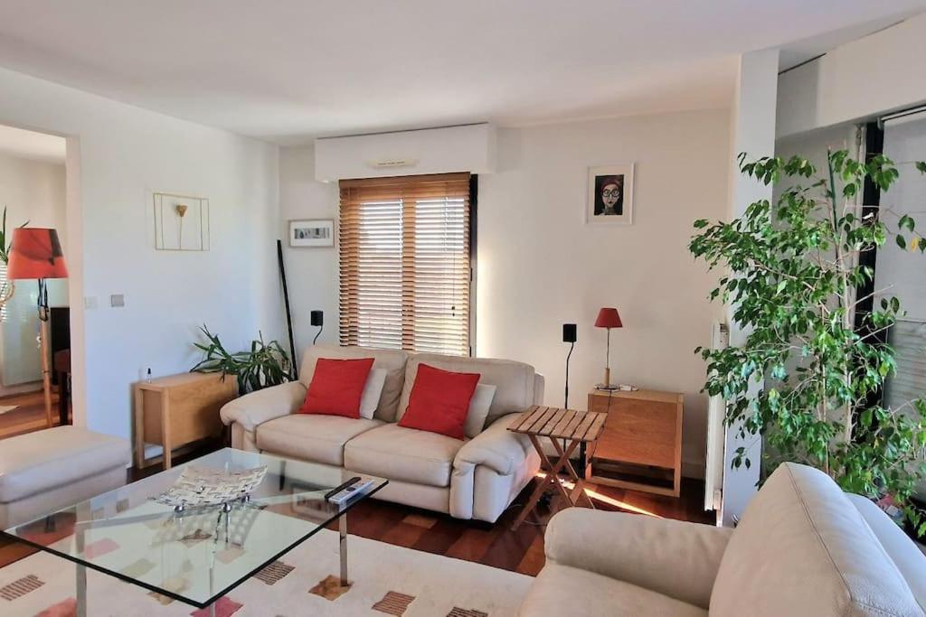 Duplex Double Terrasses 4p Paris