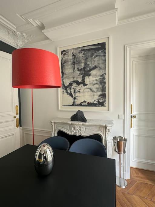 Joyau Au Coeur Du Marais - Refait A Neuf - Luxueux Appartement
