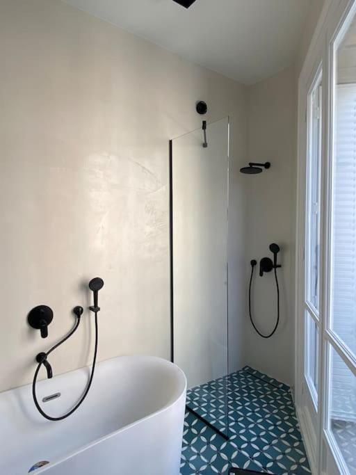 Joyau Au Coeur Du Marais - Refait A Neuf - Luxueux Appartement *