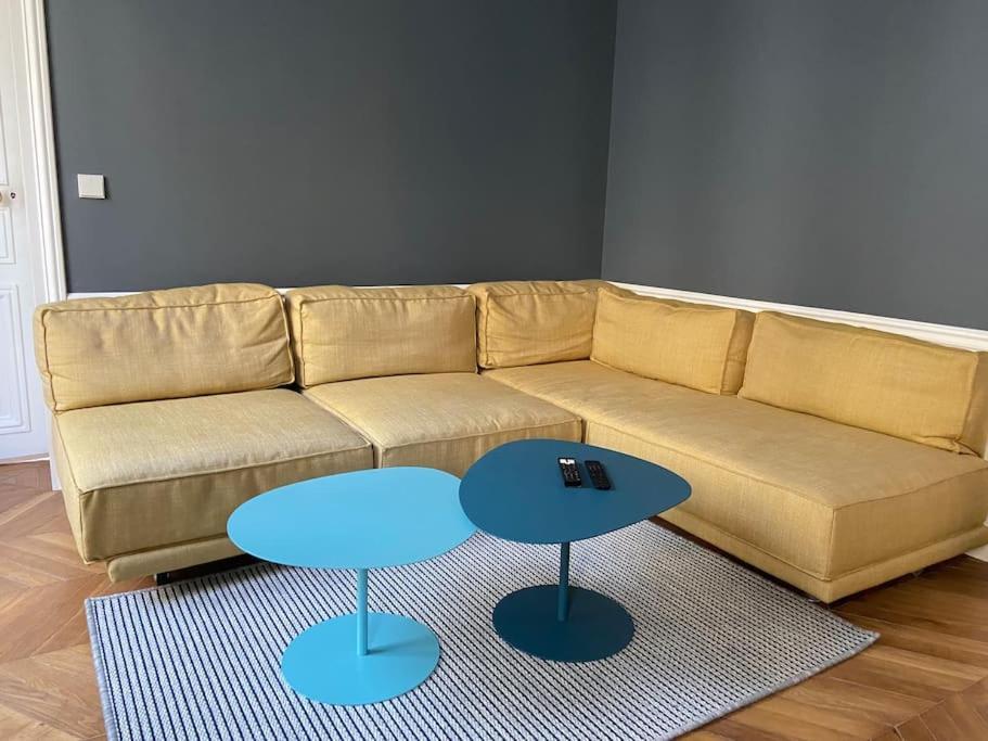 Joyau Au Coeur Du Marais - Refait A Neuf - Luxueux Appartement *