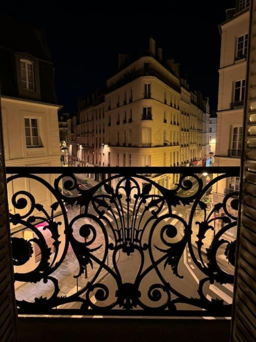 Joyau Au Coeur Du Marais - Refait A Neuf - Luxueux Appartement *