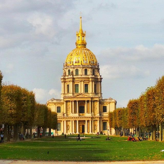 Bright & Elegant With View Over Invalides, Near St Germain Des Pres * Paris