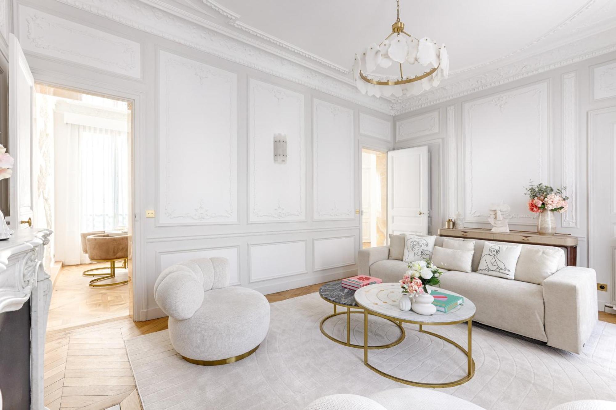 Appartement Artistique De Luxe 3 Sur Champs Elysee