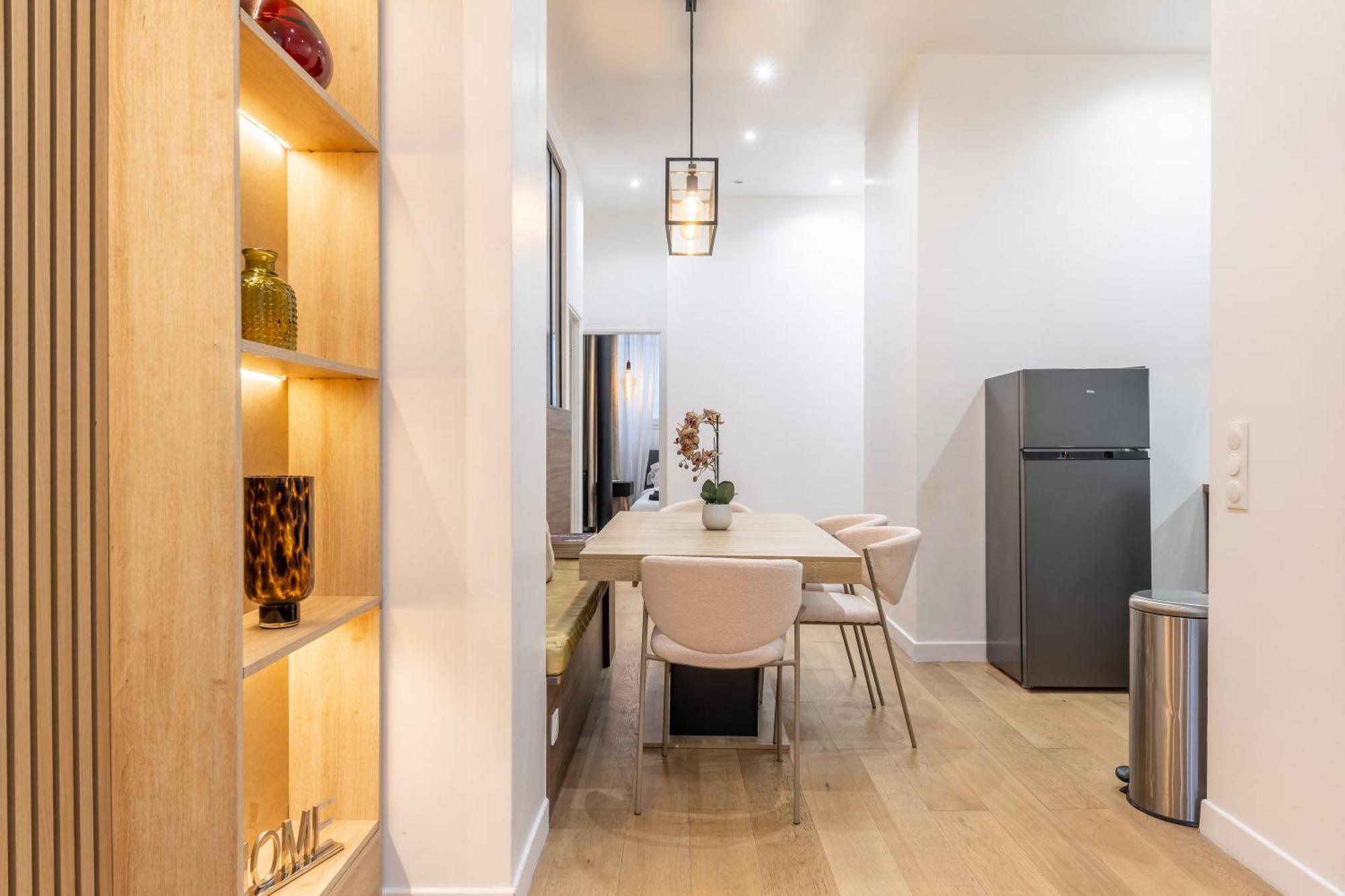 Pick A Flat's In Montmartre - Rue Pierre Fontaine