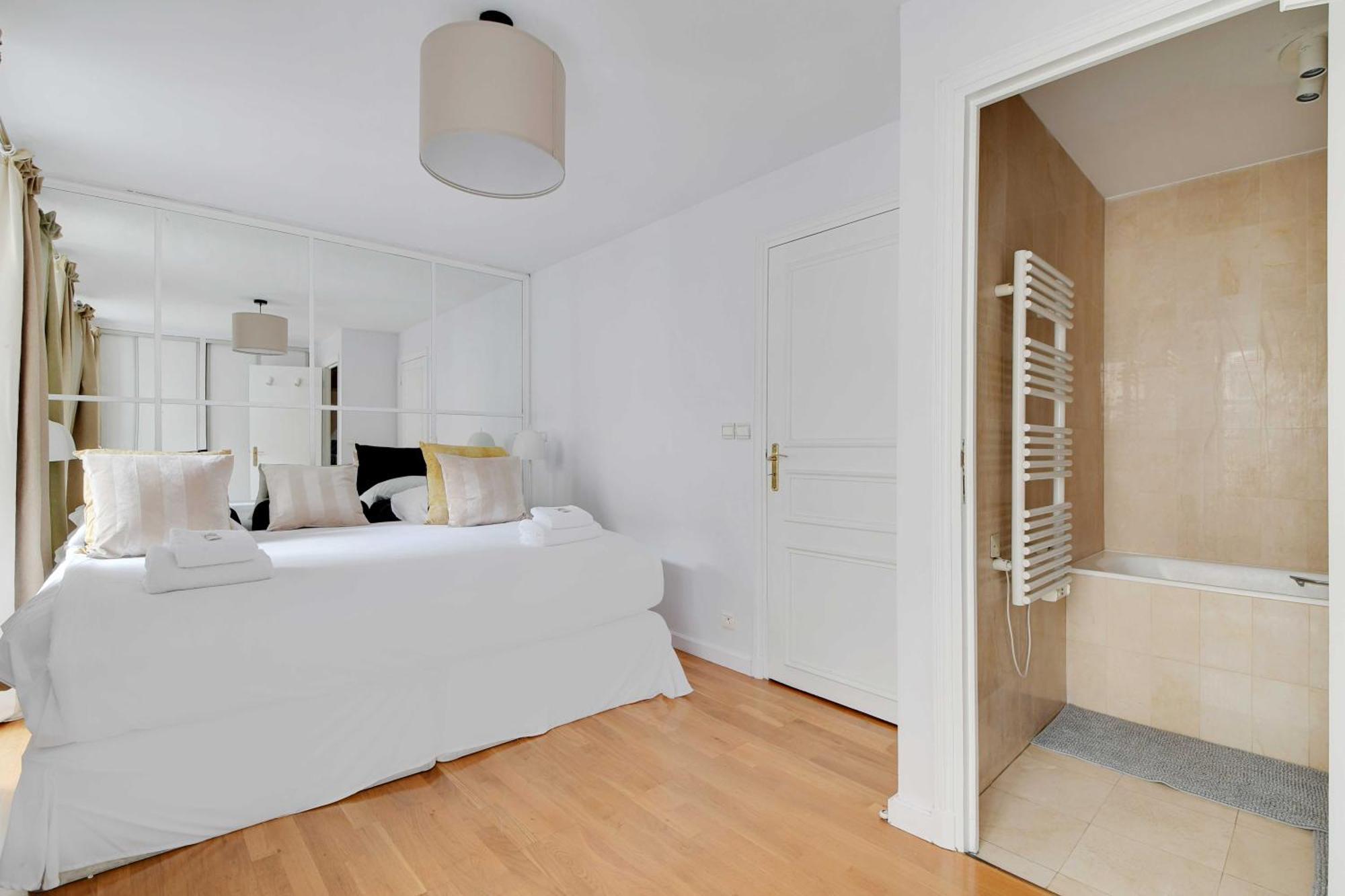 Appartement Charming -1br-4p- Arc De Triomphe Paris