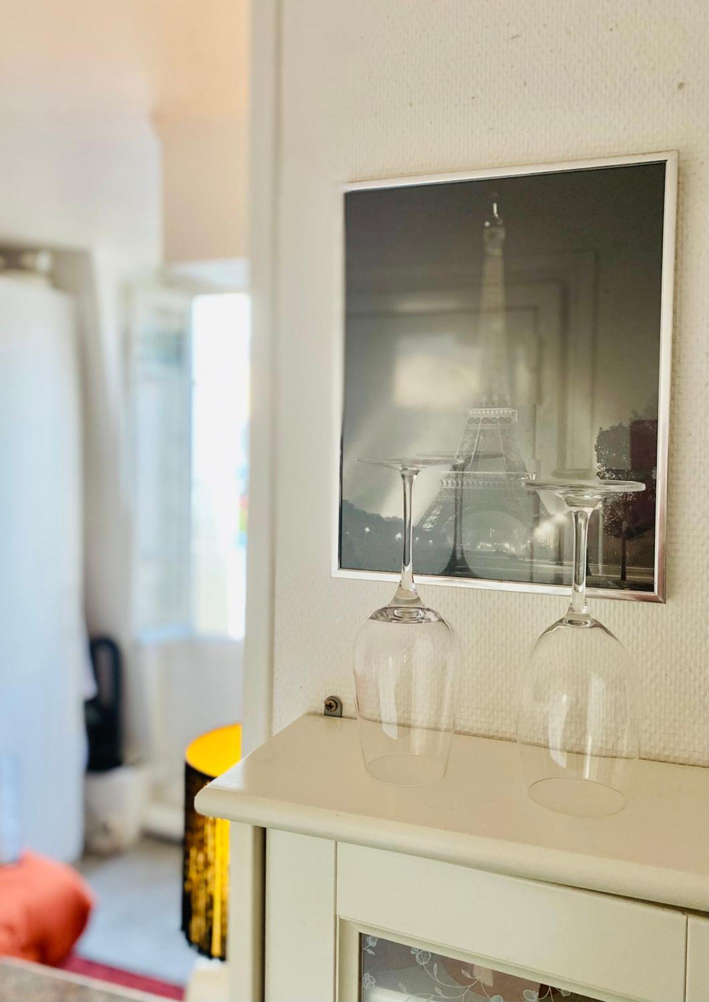Chic Tour Eiffel Near Eiffel Tower 7th Floor Apartment Paris
