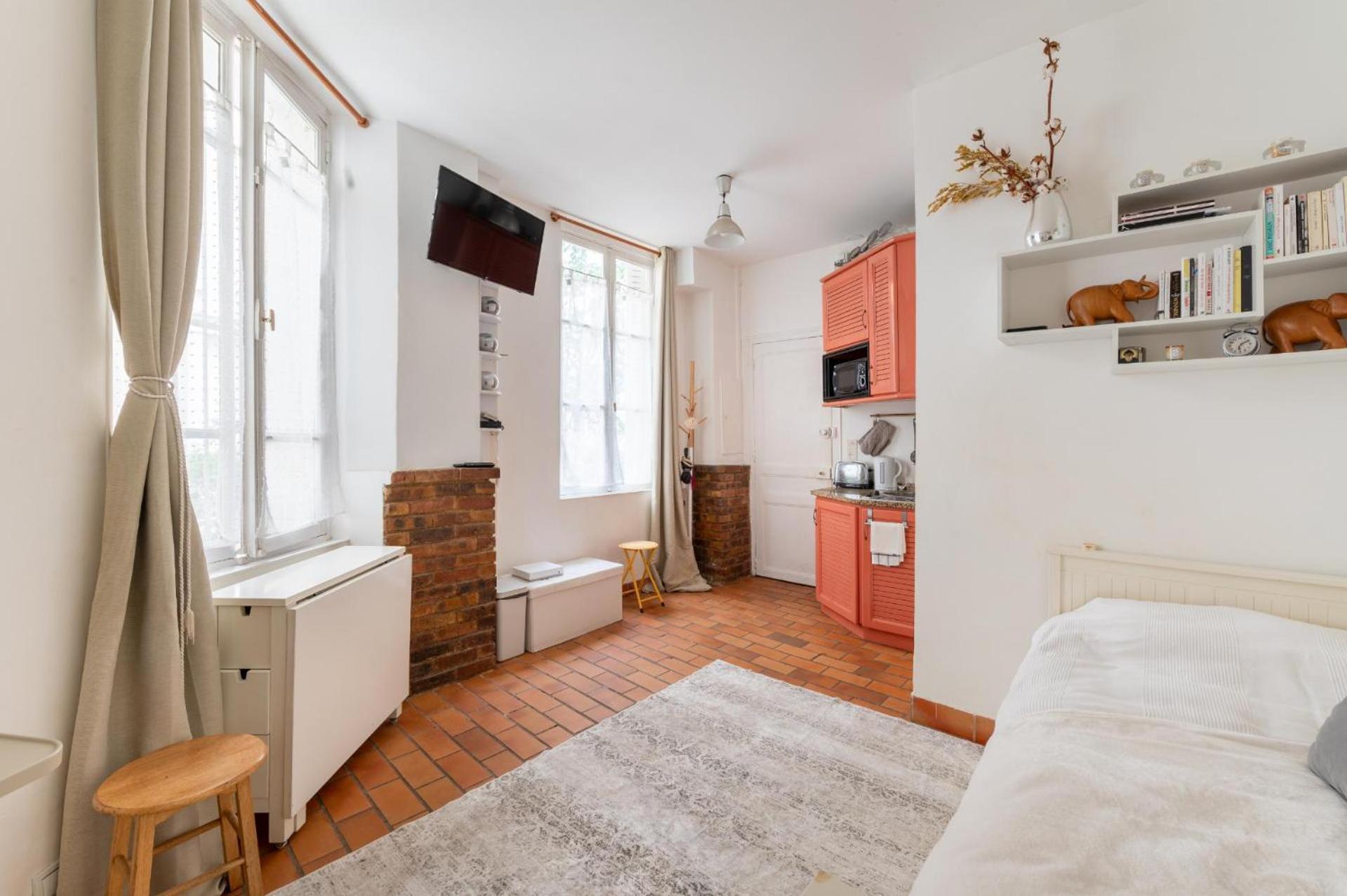 Charming For 2 Saint Victor Paris