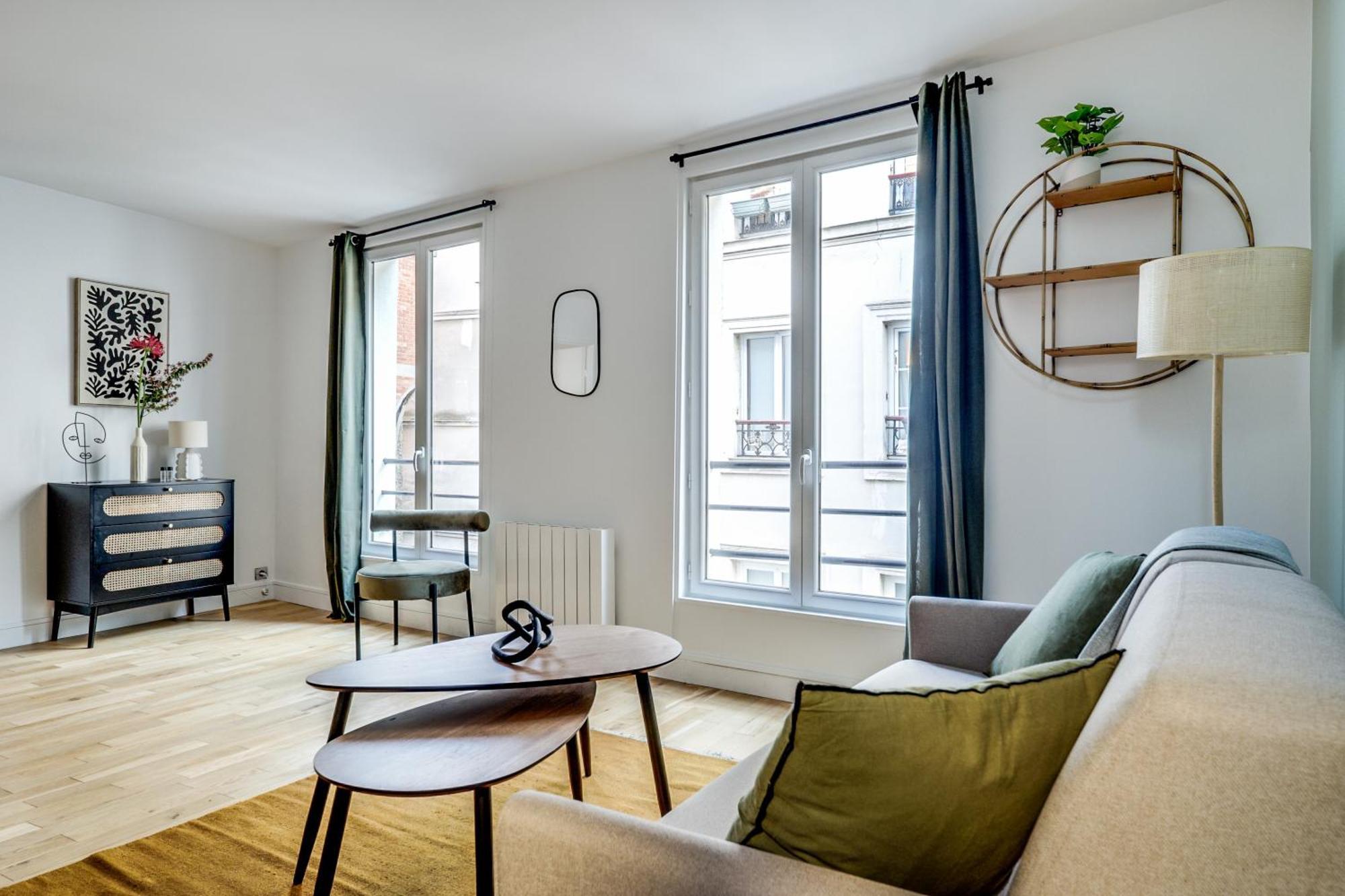 Apartment Heart Of Montmartre L Sacre-coeur At 10min