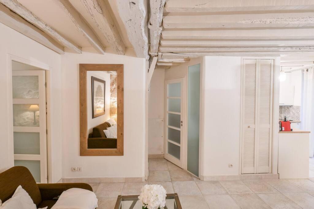Apartment Cosy En Plein Marais Paris