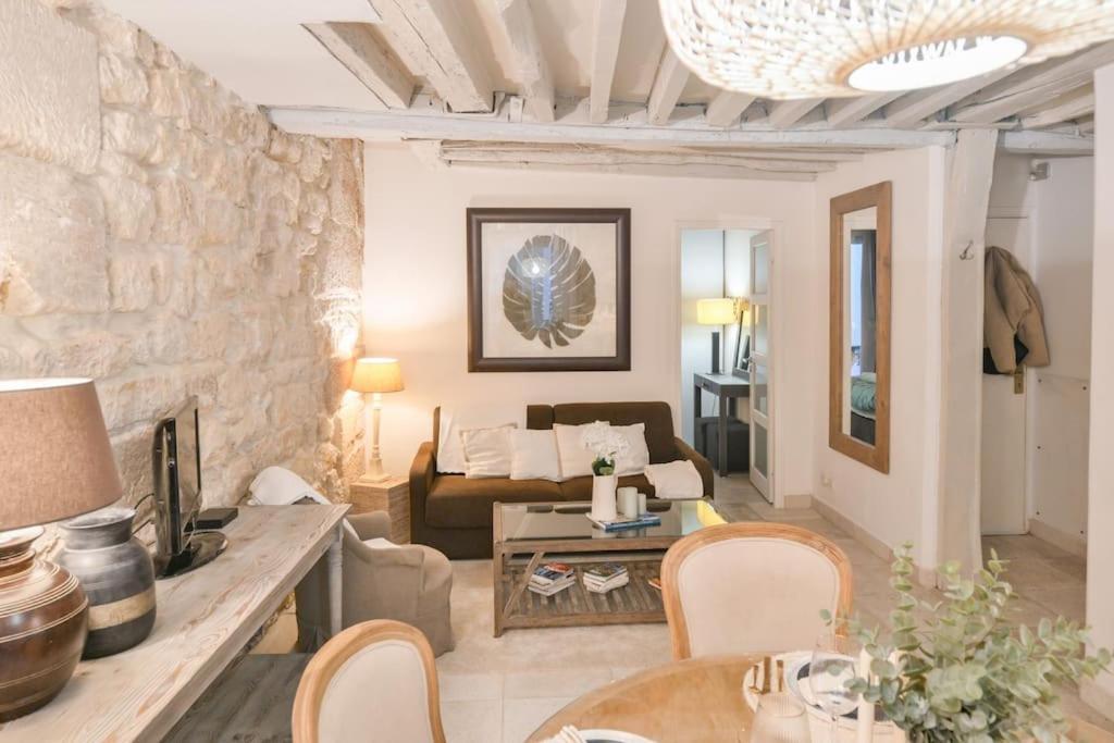 Apartment Cosy En Plein Marais Paris