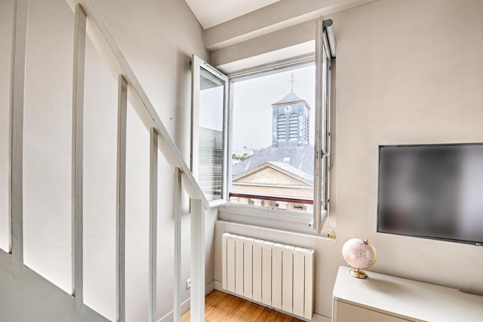 St Dom Face - Vue Tour Eiffel Appartement Paris